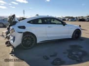 ✅ 2022 Mercedes-Benz C 43 AMG • VIN: W1KWJ6EBXNG115410 • Lot: 43107574. Wystawiony na Copart z przebiegiem 15 110 mil. Bezpłatny archiwum sprzedaży aukcyjnych z USA i szczegółowy raport historii pojazdu na DreamBid. Zdjęcie 3.