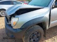 ✅ 2014 Toyota Tacoma • VIN: 3TMLU4EN1EM135084 • Lot: 42456747. Listed on IAAI with 172,921 mi. Free auction sales archive from the USA and detailed vehicle history report at DreamBid. Image 17.