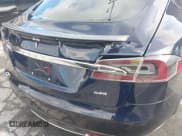 ✅ 2013 Tesla Model S • VIN: 5YJSA1DNXDFP06014 • Lot: 43763943. Wystawiony na IAAI z przebiegiem 161 183 mil. Bezpłatny archiwum sprzedaży aukcyjnych z USA i szczegółowy raport historii pojazdu na DreamBid. Zdjęcie 6.