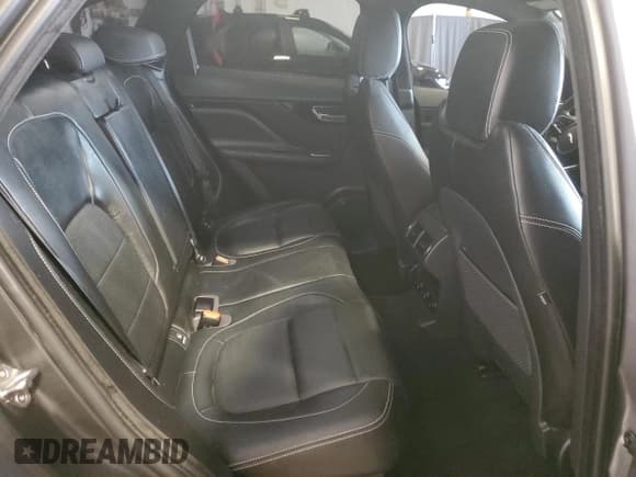 ✅ 2020 Jaguar F-Pace 25t Checkered Flag Edition • VIN: SADCP2FX8LA651937 • Lot: 62865745. Wystawiony na Copart z przebiegiem 35 090 mil. Bezpłatny archiwum sprzedaży aukcyjnych z USA i szczegółowy raport historii pojazdu na DreamBid. Zdjęcie 11.