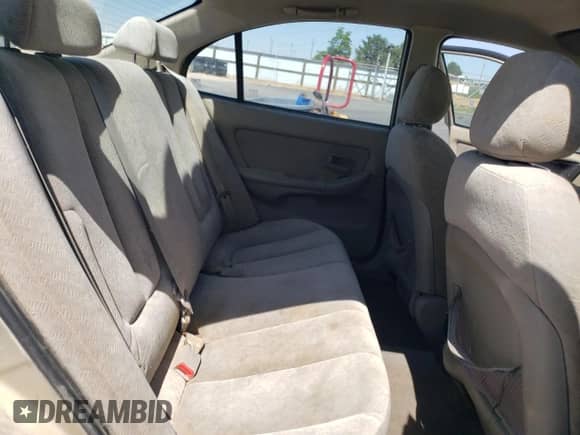 2005 Hyundai Elantra GLS z VIN KMHDN46D35U149616, wystawiony jako Copart lot #81009975 z przebiegiem 233 904 mil mil oraz Szkoda całkowita • Salvage title. Historia ofert i sprzedaży dostępna na DreamBid. Obrazek 10.
