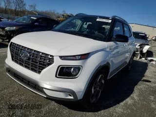 ✅ 2024 Hyundai Venue Limited • VIN: KMHRC8A3XRU328436 • Lot: 48491345. Listed on Copart with 4,271 mi. Free auction sales archive from the USA and detailed vehicle history report at DreamBid. Image 1.