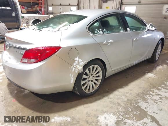 ✅ 2011 Buick Regal CXL RL1 • VIN: W04GN5EC7B1116822 • Lot: 41712550. Listed on IAAI with 222,585 mi. Free auction sales archive from the USA and detailed vehicle history report at DreamBid. Image 4.