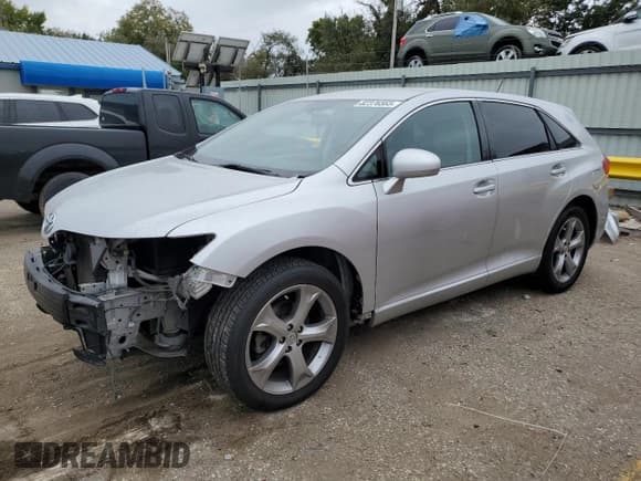 ✅ 2009 Toyota Venza • VIN: 4T3ZK11A09U007960 • Lot: 82376565. Listed on Copart with 113,788 mi. Free auction sales archive from the USA and detailed vehicle history report at DreamBid. Image 1.