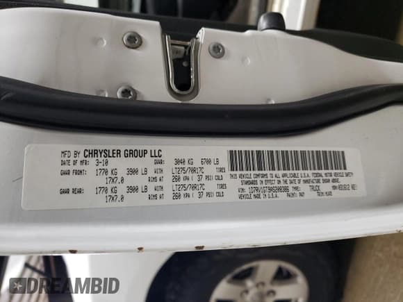 ✅ 2010 Dodge 1500 SLT • VIN: 1D7RV1GT9AS208386 • Lot: 46554635. Wystawiony na Copart z przebiegiem 132 157 mil. Bezpłatny archiwum sprzedaży aukcyjnych z USA i szczegółowy raport historii pojazdu na DreamBid. Zdjęcie 12.