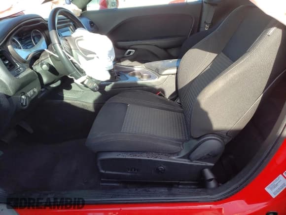 ✅ 2016 Dodge Challenger SXT Plus • VIN: 2C3CDZAG5GH280204 • Lot: 76968593. Wystawiony na Copart z przebiegiem 102 138 mil. Bezpłatny archiwum sprzedaży aukcyjnych z USA i szczegółowy raport historii pojazdu na DreamBid. Zdjęcie 7.