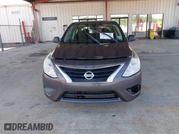 ✅ 2015 Nissan Versa S Plus • VIN: 3N1CN7AP0FL809886 • Lot: 42896328. Listed on IAAI with 167,917 mi. Free auction sales archive from the USA and detailed vehicle history report at DreamBid. Image 6.