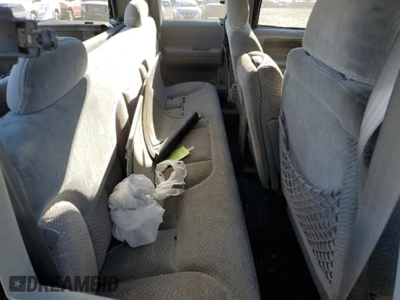 ✅ 1998 GMC Sierra 2500 • VIN: 1GTGK29RXWE507912 • Lot: 67655674. Wystawiony na Copart z przebiegiem 165 538 mil. Bezpłatny archiwum sprzedaży aukcyjnych z USA i szczegółowy raport historii pojazdu na DreamBid. Zdjęcie 10.