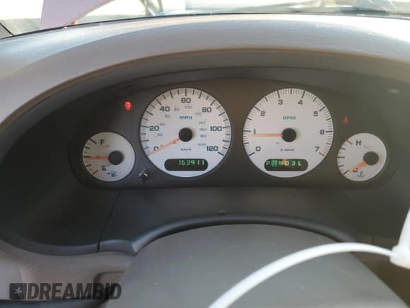 ✅ 2003 Chrysler Town & Country • VIN: 2C4GP24R73R362514 • Lot: 79293044. Wystawiony na Copart z przebiegiem 163 911 mil. Bezpłatny archiwum sprzedaży aukcyjnych z USA i szczegółowy raport historii pojazdu na DreamBid. Zdjęcie 9.