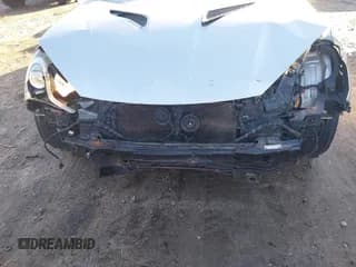 ✅ 2013 Hyundai Genesis Coupe Track • VIN: KMHHU6KJ2DU086535 • Lot: 41364304. Wystawiony na IAAI z przebiegiem 135 054 mil. Bezpłatny archiwum sprzedaży aukcyjnych z USA i szczegółowy raport historii pojazdu na DreamBid. Zdjęcie 6.