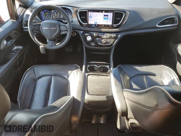 ✅ 2022 Chrysler Pacifica Limited • VIN: 2C4RC1GG5NR172660 • Лот: 69945525. Опубликован ранее на Copart с пробегом 78 653 миль. Бесплатный доступ к архиву аукционных продаж из США и подробный отчёт об истории автомобиля на DreamBid. Изображение 8.