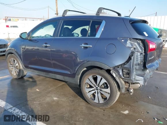 ✅ 2013 Kia Sportage EX • VIN: KNDPC3A23D7360951 • Lot: 43447676. Listed on IAAI with 52,167 mi. Free auction sales archive from the USA and detailed vehicle history report at DreamBid. Image 3.