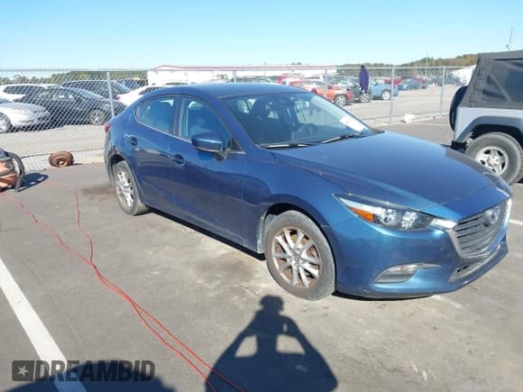 ✅ 2018 Mazda 3 Sport • VIN: 3MZBN1U77JM181049 • Lot: 43515233. Wystawiony na IAAI z przebiegiem 140 044 mil. Bezpłatny archiwum sprzedaży aukcyjnych z USA i szczegółowy raport historii pojazdu na DreamBid. Zdjęcie 1.