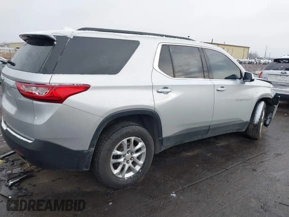 ✅ 2020 Chevrolet Traverse LT Cloth • VIN: 1GNERGKW6LJ150836 • Лот: 40907413. Опубликован ранее на IAAI с пробегом 87 133 миль. Бесплатный доступ к архиву аукционных продаж из США и подробный отчёт об истории автомобиля на DreamBid. Изображение 4.