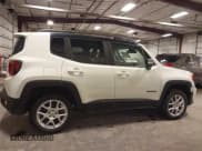 ✅ 2021 Jeep Renegade Limited • VIN: ZACNJDD15MPM63990 • Lot: 43701855. Wystawiony na IAAI z przebiegiem 54 620 mil. Bezpłatny archiwum sprzedaży aukcyjnych z USA i szczegółowy raport historii pojazdu na DreamBid. Zdjęcie 14.