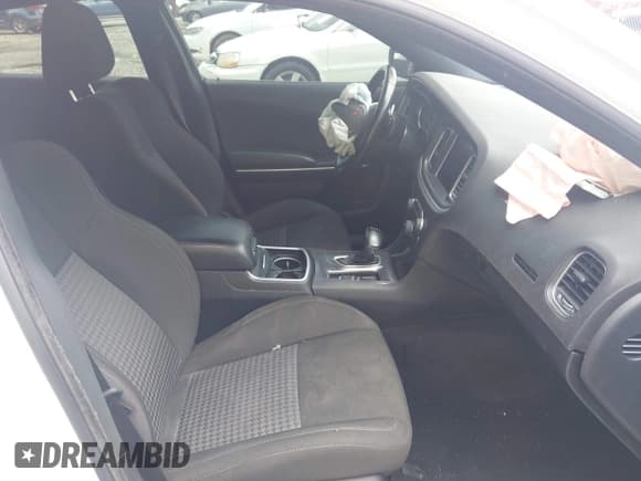 ✅ 2021 Dodge Charger R/T • VIN: 2C3CDXCTXMH587586 • Лот: 43049928. Опубликован ранее на IAAI с пробегом 138 000 миль. Бесплатный доступ к архиву аукционных продаж из США и подробный отчёт об истории автомобиля на DreamBid. Изображение 5.