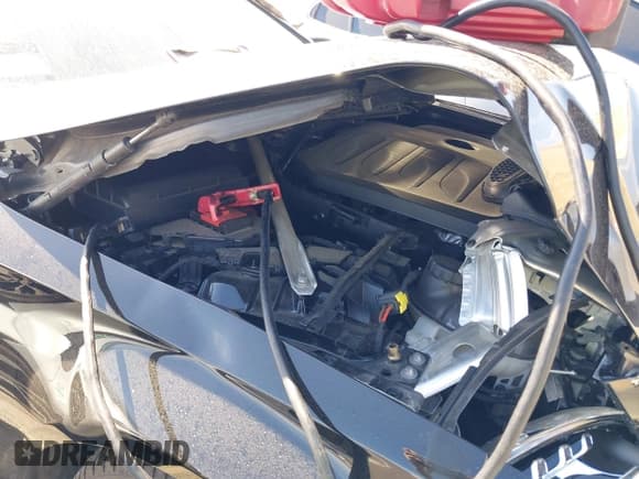 ✅ 2023 Mercedes-Benz C 300 • VIN: W1KWJ8DB3PG119749 • Lot: 41625733. Wystawiony na IAAI z przebiegiem 13 281 mil. Bezpłatny archiwum sprzedaży aukcyjnych z USA i szczegółowy raport historii pojazdu na DreamBid. Zdjęcie 18.