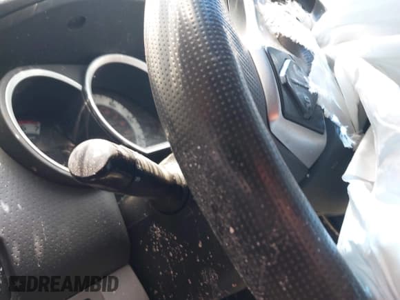 ✅ 2015 Toyota Tacoma PreRunner • VIN: 5TFKU4HNXFX005985 • Lot: 42583474. Listed on IAAI with 160,000 mi. Free auction sales archive from the USA and detailed vehicle history report at DreamBid. Image 15.