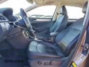 ✅ 2013 Volkswagen Passat SE • VIN: 1VWBP7A34DC060368 • Lot: 95981715. Listed on Copart with 254,020 mi. Free auction sales archive from the USA and detailed vehicle history report at DreamBid. Image 7.