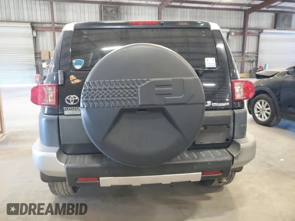 ✅ 2008 Toyota FJ Cruiser • VIN: JTEZU11F88K002353 • Lot: 92188705. Listed on Copart with 187,598 mi. Free auction sales archive from the USA and detailed vehicle history report at DreamBid. Image 6.