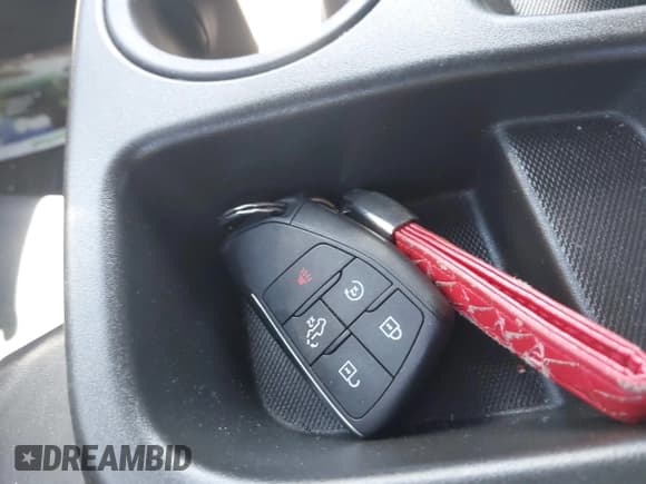 ✅ 2023 Chevrolet Silverado 1500 Custom • VIN: 1GCPABEK1PZ270250 • Lot: 42148020. Wystawiony na IAAI z przebiegiem 14 978 mil. Bezpłatny archiwum sprzedaży aukcyjnych z USA i szczegółowy raport historii pojazdu na DreamBid. Zdjęcie 11.