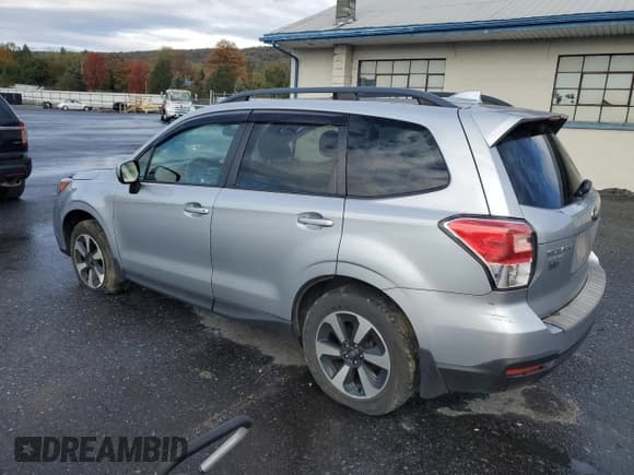 ✅ 2018 Subaru Forester Premium • VIN: JF2SJAGC4JH455482 • Lot: 87191385. Wystawiony na Copart z przebiegiem 81 955 mil. Bezpłatny archiwum sprzedaży aukcyjnych z USA i szczegółowy raport historii pojazdu na DreamBid. Zdjęcie 2.