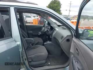 2007 Hyundai Tucson SE z VIN KM8JN72D07U524066, wystawiony jako IAAI lot #42915564 z przebiegiem 149 252 mil mil oraz . Historia ofert i sprzedaży dostępna na DreamBid. Obrazek 5.