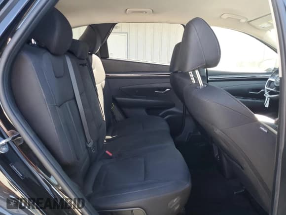 ✅ 2023 Hyundai Tucson SEL • VIN: 5NMJB3AE4PH193029 • Lot: 86683195. Wystawiony na Copart z przebiegiem 28 112 mil. Bezpłatny archiwum sprzedaży aukcyjnych z USA i szczegółowy raport historii pojazdu na DreamBid. Zdjęcie 11.