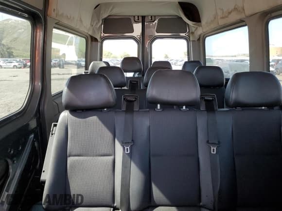 ✅ 2014 Mercedes-Benz Sprinter Passenger • VIN: WDZPE7CC8E5834266 • Лот: 56178535. Опубликован ранее на Copart с пробегом 125 433 миль. Бесплатный доступ к архиву аукционных продаж из США и подробный отчёт об истории автомобиля на DreamBid. Изображение 10.