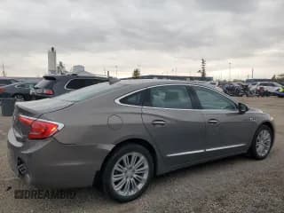 ✅ 2019 Buick LaCrosse Essence • VIN: 1G4ZP5SZ8KU117523 • Lot: 90820885. Listed on Copart with 108,023 mi. Free auction sales archive from the USA and detailed vehicle history report at DreamBid. Image 3.