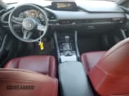 ✅ 2023 Mazda 3 S Premium • VIN: JM1BPBMM5P1607819 • Лот: 80194165. Опубликован ранее на Copart с пробегом 36 315 миль. Бесплатный доступ к архиву аукционных продаж из США и подробный отчёт об истории автомобиля на DreamBid. Изображение 8.