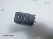 ✅ 2020 Lexus NX 300 F Sport • VIN: JTJSARBZ7L5001639 • Lot: 41565608. Wystawiony na IAAI z przebiegiem 102 914 mil. Bezpłatny archiwum sprzedaży aukcyjnych z USA i szczegółowy raport historii pojazdu na DreamBid. Zdjęcie 11.