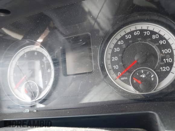 2016 Ram 1500 Express z VIN 3C6JR6AG4GG278048, wystawiony jako IAAI lot #43393792 z przebiegiem Nie podano mil oraz . Historia ofert i sprzedaży dostępna na DreamBid. Obrazek 7.