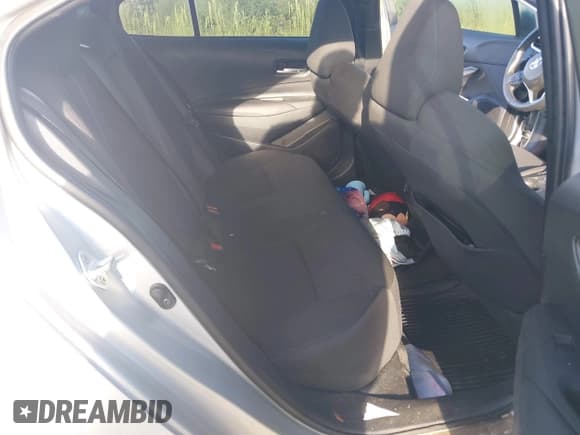 ✅ 2020 Toyota Corolla SE • VIN: 5YFS4RCE3LP035389 • Lot: 40479433. Listed on IAAI with 90,030 mi. Free auction sales archive from the USA and detailed vehicle history report at DreamBid. Image 8.