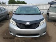 ✅ 2011 Toyota Sienna • VIN: 5TDZK3DC4BS173768 • Лот: 62822705. Опубликован ранее на Copart с пробегом 236 072 миль. Бесплатный доступ к архиву аукционных продаж из США и подробный отчёт об истории автомобиля на DreamBid. Изображение 5.