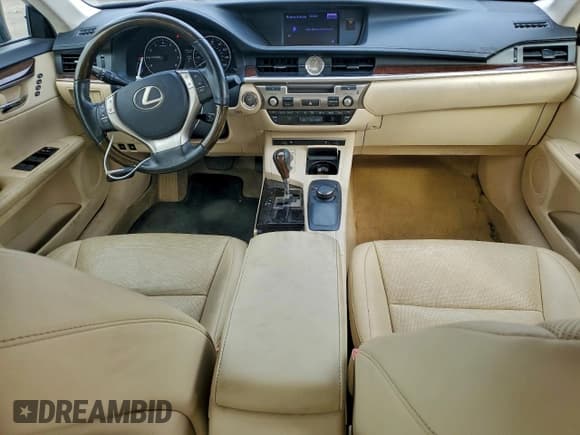 ✅ 2014 Lexus ES 330 • VIN: JTHBK1GG7E2139337 • Lot: 90372165. Listed on Copart with 72,205 mi. Free auction sales archive from the USA and detailed vehicle history report at DreamBid. Image 8.