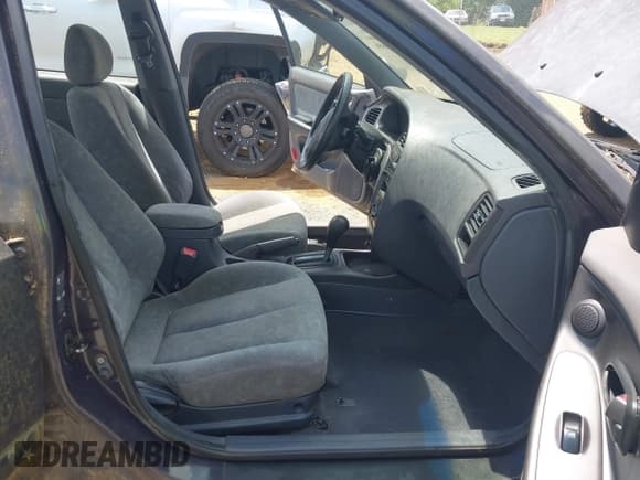 ✅ 2003 Hyundai Elantra GLS • VIN: KMHDN45D63U498882 • Lot: 42734666. Wystawiony na IAAI z przebiegiem 211 195 mil. Bezpłatny archiwum sprzedaży aukcyjnych z USA i szczegółowy raport historii pojazdu na DreamBid. Zdjęcie 5.