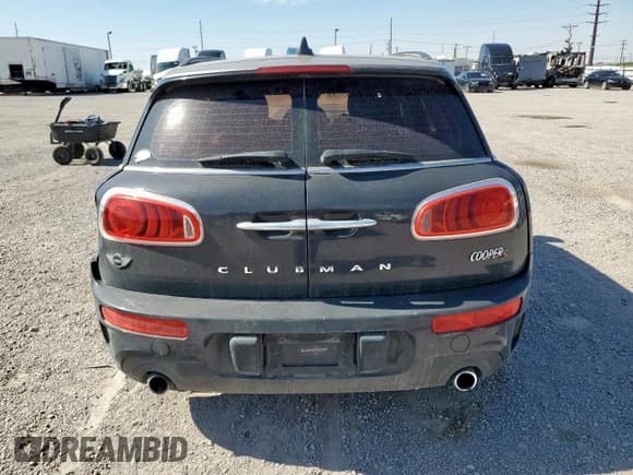 ✅ 2016 MINI Clubman S • VIN: WMWLN9C5XG2B31249 • Lot: 65138535. Listed on Copart with 96,694 mi. Free auction sales archive from the USA and detailed vehicle history report at DreamBid. Image 6.