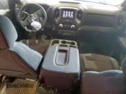 ✅ 2024 GMC Sierra 1500 Pro • VIN: 1GTUUAED9RZ117835 • Lot: 71036525. Listed on Copart with 31,482 mi. Free auction sales archive from the USA and detailed vehicle history report at DreamBid. Image 8.