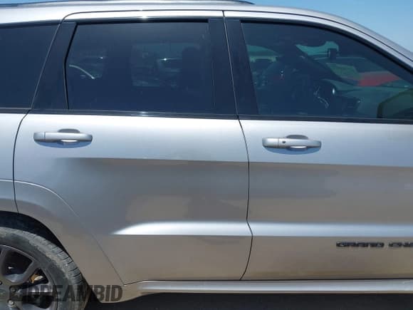 ✅ 2020 Jeep Grand Cherokee Overland • VIN: 1C4RJFCT6LC373107 • Lot: 42701072. Listed on IAAI with 53,164 mi. Free auction sales archive from the USA and detailed vehicle history report at DreamBid. Image 14.