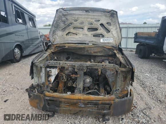 ✅ 2019 Nissan NV Cargo SV • VIN: 1N6AF0LY6KN810384 • Lot: 82459325. Listed on Copart with Not provided. Free auction sales archive from the USA and detailed vehicle history report at DreamBid. Image 5.