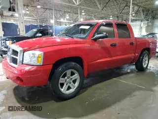 2007 Dodge Dakota ST z VIN 1D7HW28K97S270514, wystawiony jako Copart lot #85917584 z przebiegiem 108 400 mil mil oraz Czysty tytuł • Clean title. Historia ofert i sprzedaży dostępna na DreamBid. Obrazek 1.