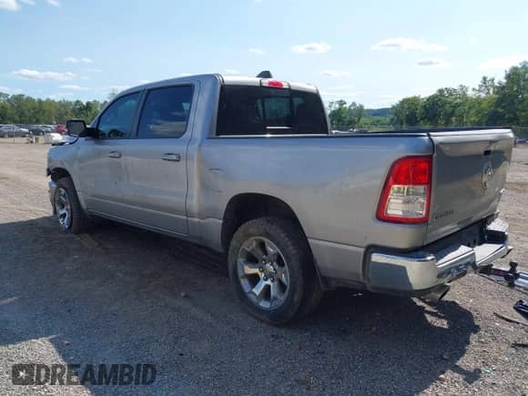 2020 Ram 1500 Big Horn с VIN 1C6SRFFT9LN167409, выставлен на аукционе IAAI как лот 43179343 с пробегом 107 510 миль миль и . История ставок и продаж доступна на DreamBid. Изображение 3.