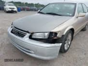 ✅ 1998 Toyota Camry LE • VIN: 4T1BF28K7WU927146 • Lot: 42798121. Wystawiony na IAAI z przebiegiem 222 525 mil. Bezpłatny archiwum sprzedaży aukcyjnych z USA i szczegółowy raport historii pojazdu na DreamBid. Zdjęcie 6.