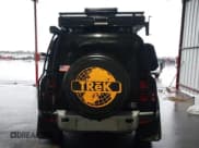 ✅ 2023 Land Rover Defender S • VIN: SALEJ7EX6P2137517 • Lot: 41502561. Wystawiony na IAAI z przebiegiem 13 998 mil. Bezpłatny archiwum sprzedaży aukcyjnych z USA i szczegółowy raport historii pojazdu na DreamBid. Zdjęcie 16.