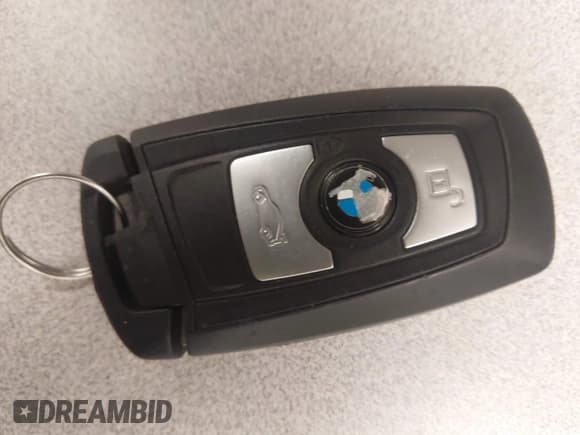 ✅ 2014 BMW 3 Series 328i xDrive • VIN: WBA3B5C54EP542693 • Лот: 43661143. Опубликован ранее на IAAI с пробегом 137 501 миль. Бесплатный доступ к архиву аукционных продаж из США и подробный отчёт об истории автомобиля на DreamBid. Изображение 11.