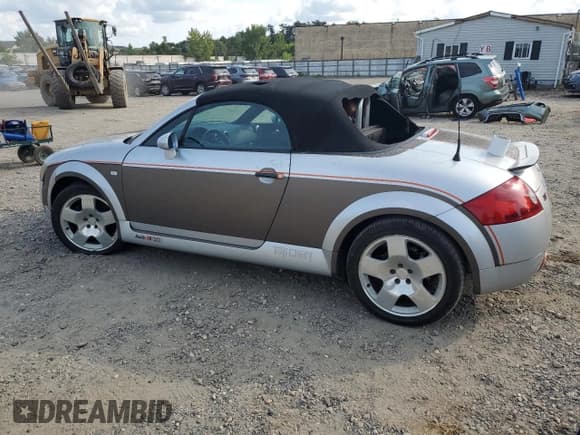 ✅ 2002 Audi TT • VIN: TRUUT28N921010372 • Лот: 71538044. Опубликован ранее на Copart с пробегом 201 791 миль. Бесплатный доступ к архиву аукционных продаж из США и подробный отчёт об истории автомобиля на DreamBid. Изображение 2.