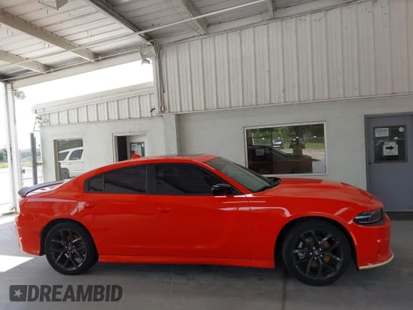✅ 2022 Dodge Charger GT • VIN: 2C3CDXHG8NH138324 • Lot: 42688086. Wystawiony na IAAI z przebiegiem 52 382 mil. Bezpłatny archiwum sprzedaży aukcyjnych z USA i szczegółowy raport historii pojazdu na DreamBid. Zdjęcie 14.