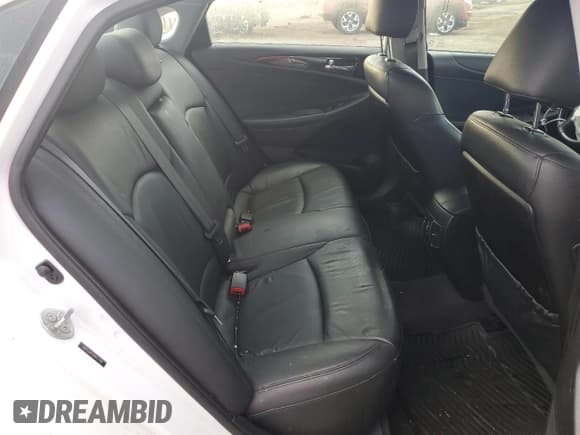 ✅ 2013 Hyundai Sonata SE • VIN: 5NPEC4AC2DH632780 • Lot: 74164654. Listed on Copart with 119,282 mi. Free auction sales archive from the USA and detailed vehicle history report at DreamBid. Image 10.