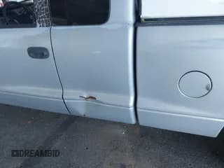 ✅ 2000 Dodge Dakota • VIN: 1B7GL22X6YS526029 • Лот: 43597002. Опубликован ранее на IAAI с пробегом 208 306 миль. Бесплатный доступ к архиву аукционных продаж из США и подробный отчёт об истории автомобиля на DreamBid. Изображение 6.